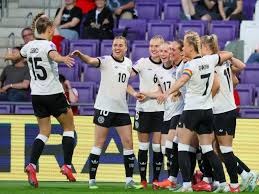 斗地主中期怎么转型（斗地主中期如何调整策略）